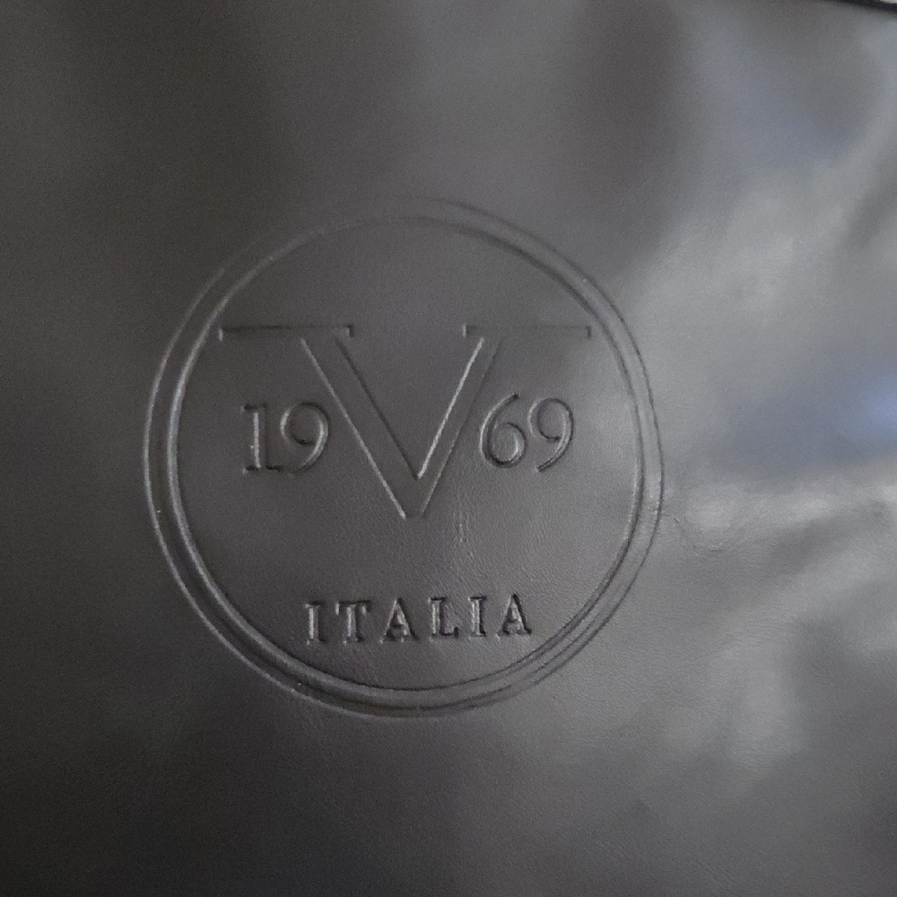 V 19.69 Italia Black Bag with Gold Accents - Picture 7 of 8